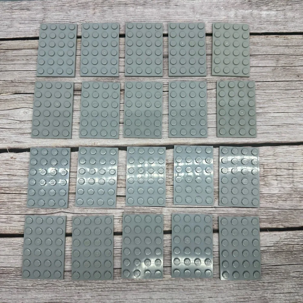Lego‎ Part 3032 - Plate, 4x6 Light Bluish Gray - Lot Of 20